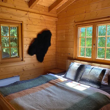 Peaceful Mountain For 4, With Garden, Games & Bbq * Ovronnaz